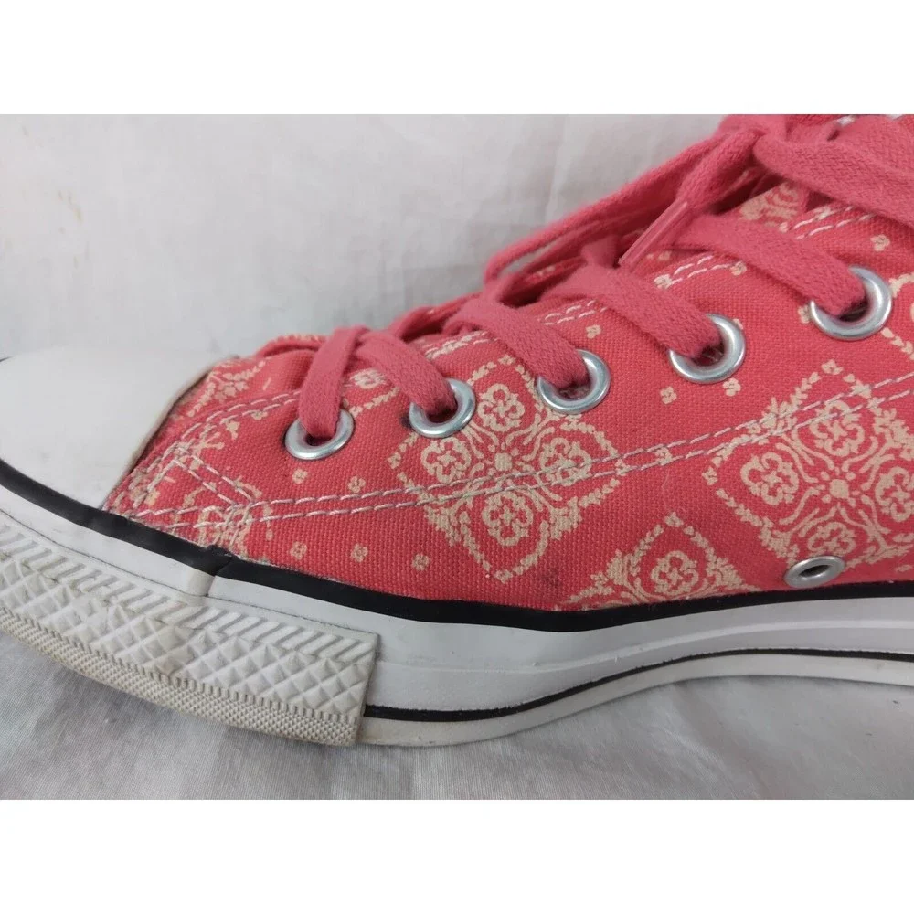 Converse Low Top Sneakers in Pink Bandana Print - Picture 5 of 11